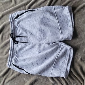 Brooklyn short size XL